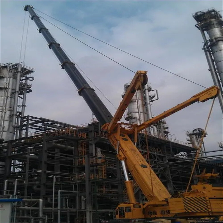 隆林吊板房的吊车