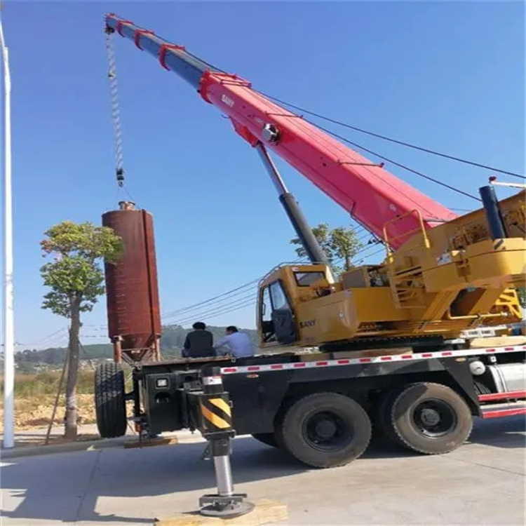 隆林80吨吊车出租多少钱